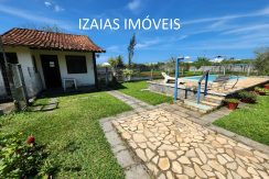 COD 330: CASA COM PISCINA EM JACONÉ – SAQUAREMA.