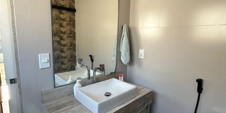 27e5aedd-9b98-4026-b4f1-519be02beece