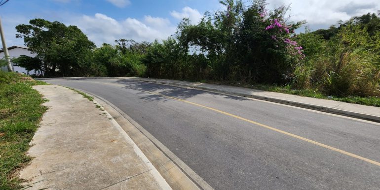 7eb05404-b8f5-466a-9c4b-f1167455e4e3