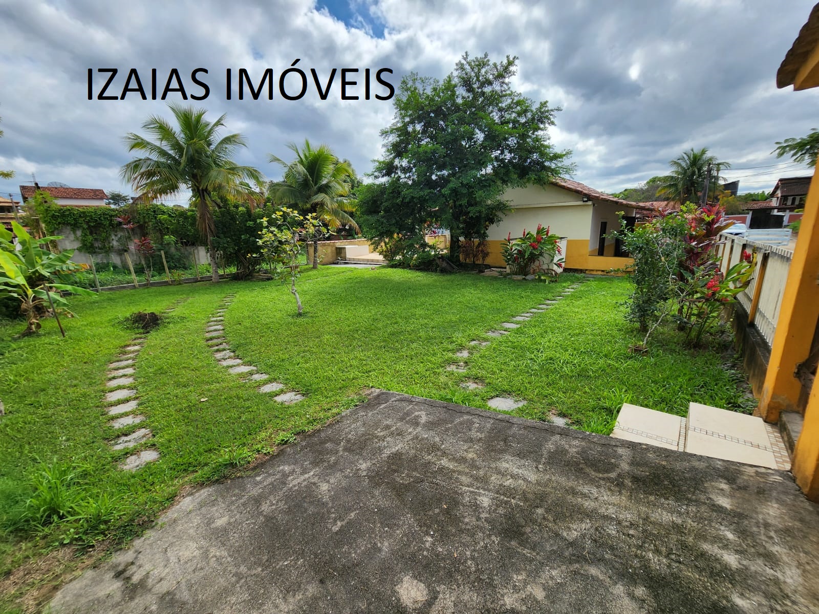 COD 403: CASA + LOTE EM CONDOMÍNIO – SAQUAREMA.