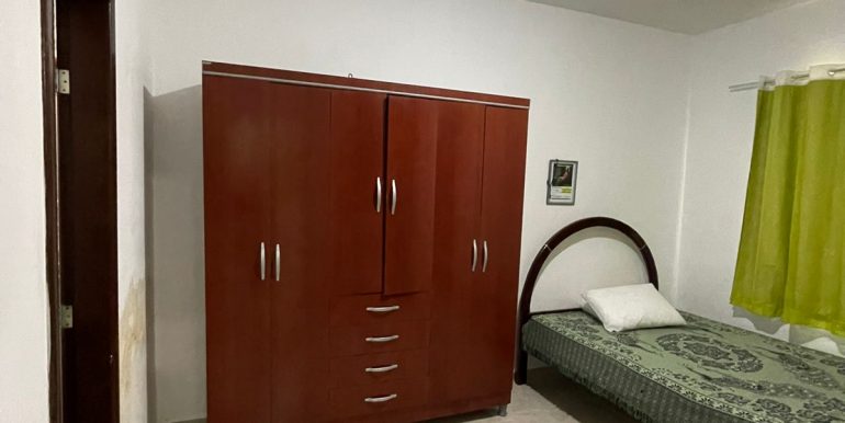 c2844118-fef7-42f1-8439-63b935259900