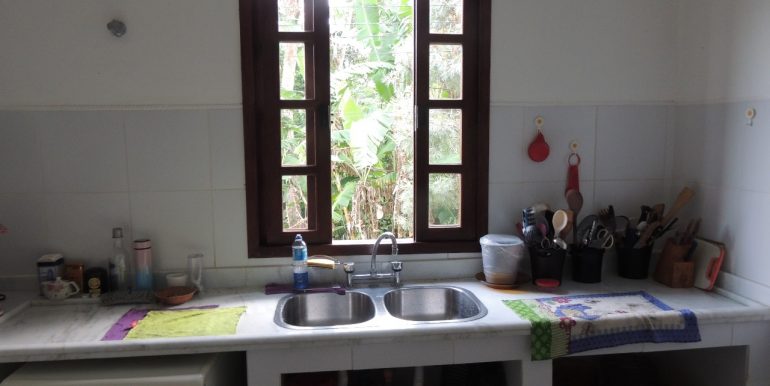 a3982740-b9c8-4054-924b-51f823127b64