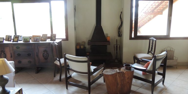 ce85af30-741a-4c89-a4b7-e4ec65debfb1