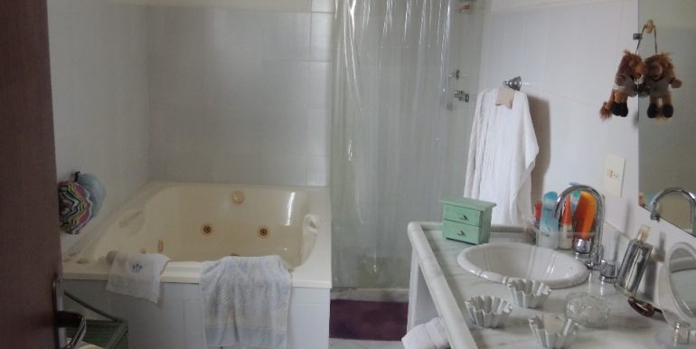 f221dfd1-618c-4b3f-838e-76f488116523