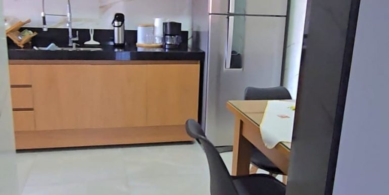 d6388302-612c-41ec-a7a0-eb2e38e53755