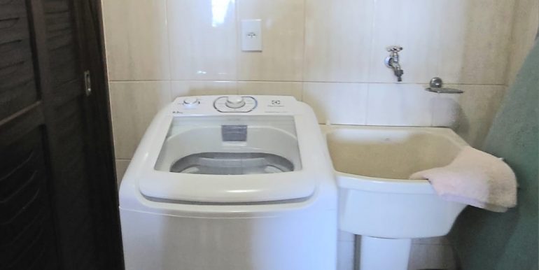 6a697f4f-66e3-4e2e-9b74-9d20bb9396f7