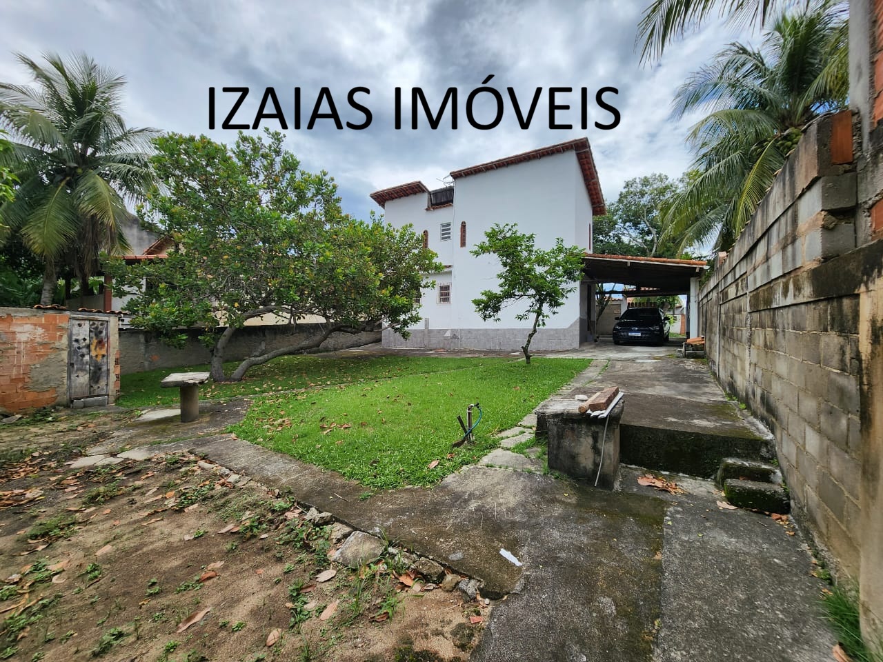 COD 357: CASA COM AMPLO QUINTAL – SAQUAREMA.