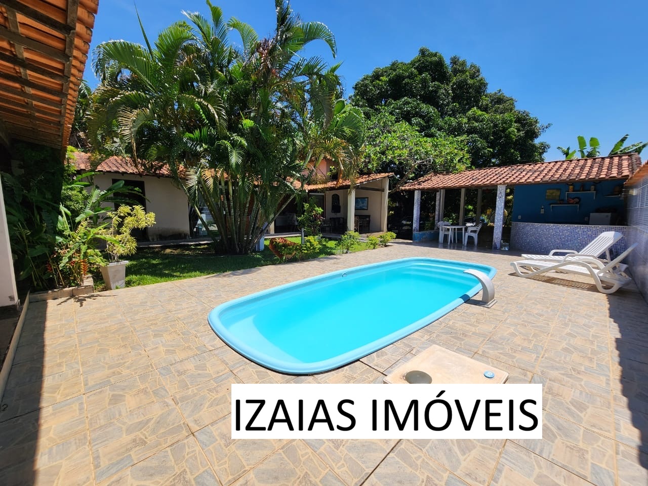 COD 370: LINDA CASA COM PISCINA EM VILATUR – SAQUAREMA.