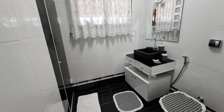 680E76DB-C144-43DE-AB9C-77EE8619A6D8