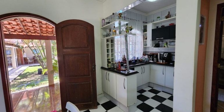 82554EB1-57C0-4674-A771-92B40A40F5ED