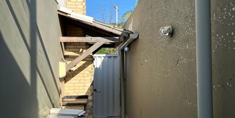 WhatsApp Image 2026-03-17 at 15.31.37 (1)