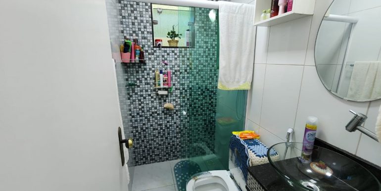 BAIXO (8)